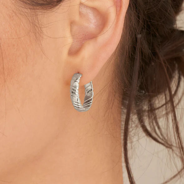 Smooth Twist Hoop Stud Earrings in Silver