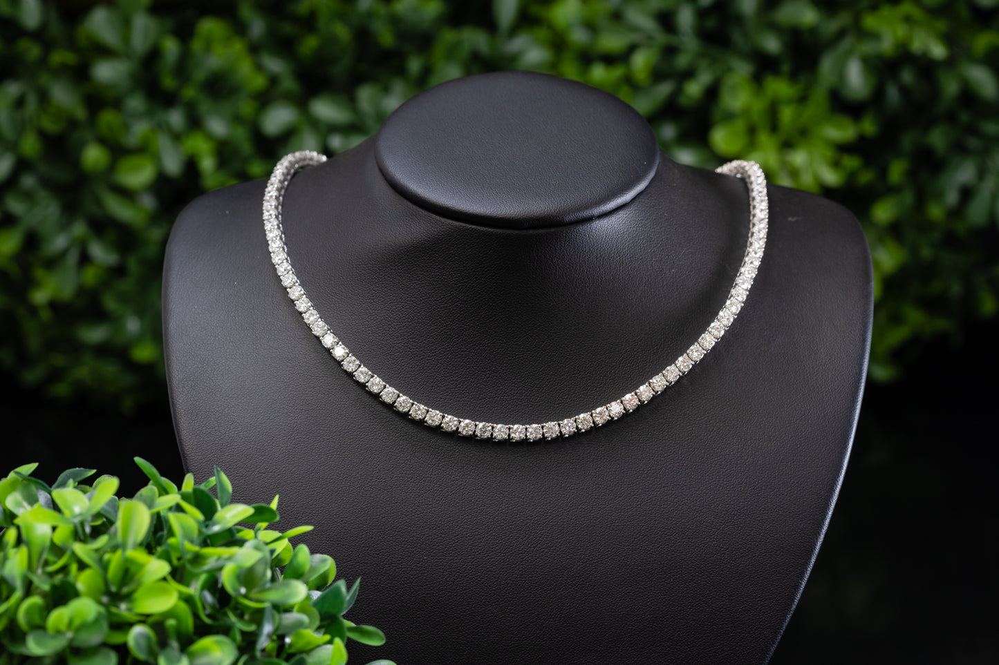 S.KASHI 14k White Gold Diamond Line Necklace