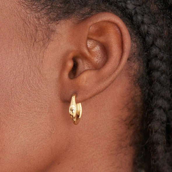 Wave Huggie Hoop Earrings in Gold