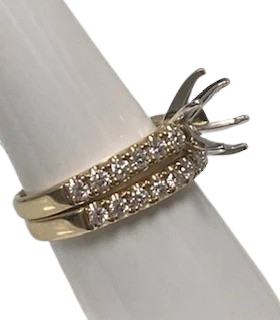 14KY Solitaire & Prong-Set Diamond Semi-Mount Bridal Ring Set