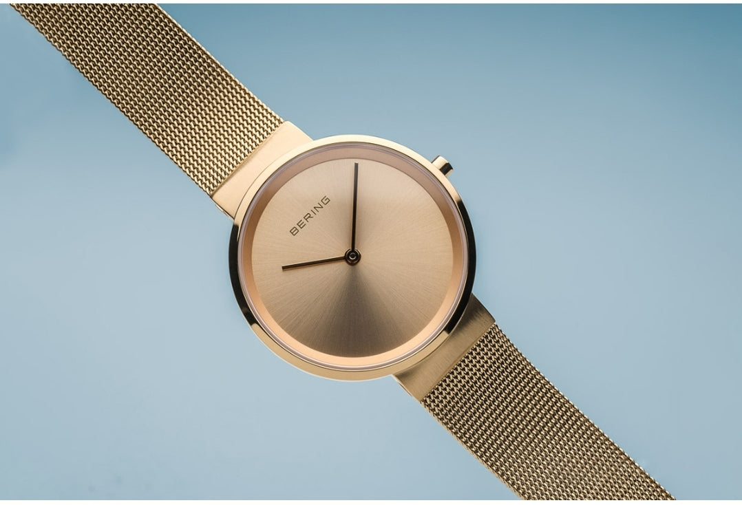 Ladies Classic Yellow Gold w/Milanaese Strap