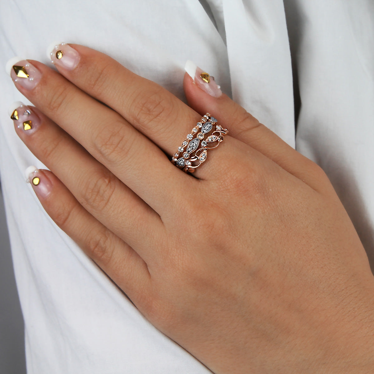 14k Yellow or Rose Gold Scalloped Diamond Band