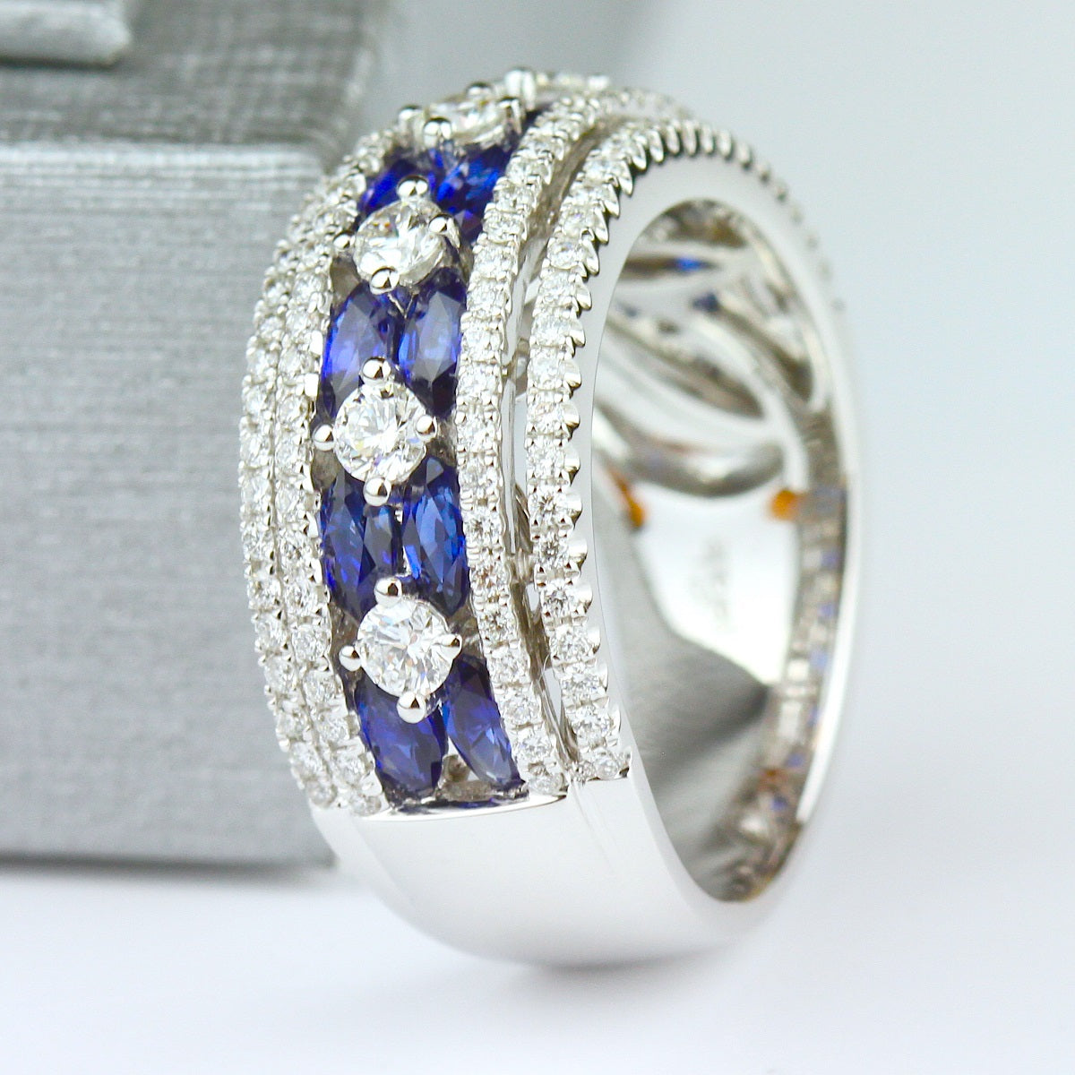 14k White Gold Diamond and Sapphire Band