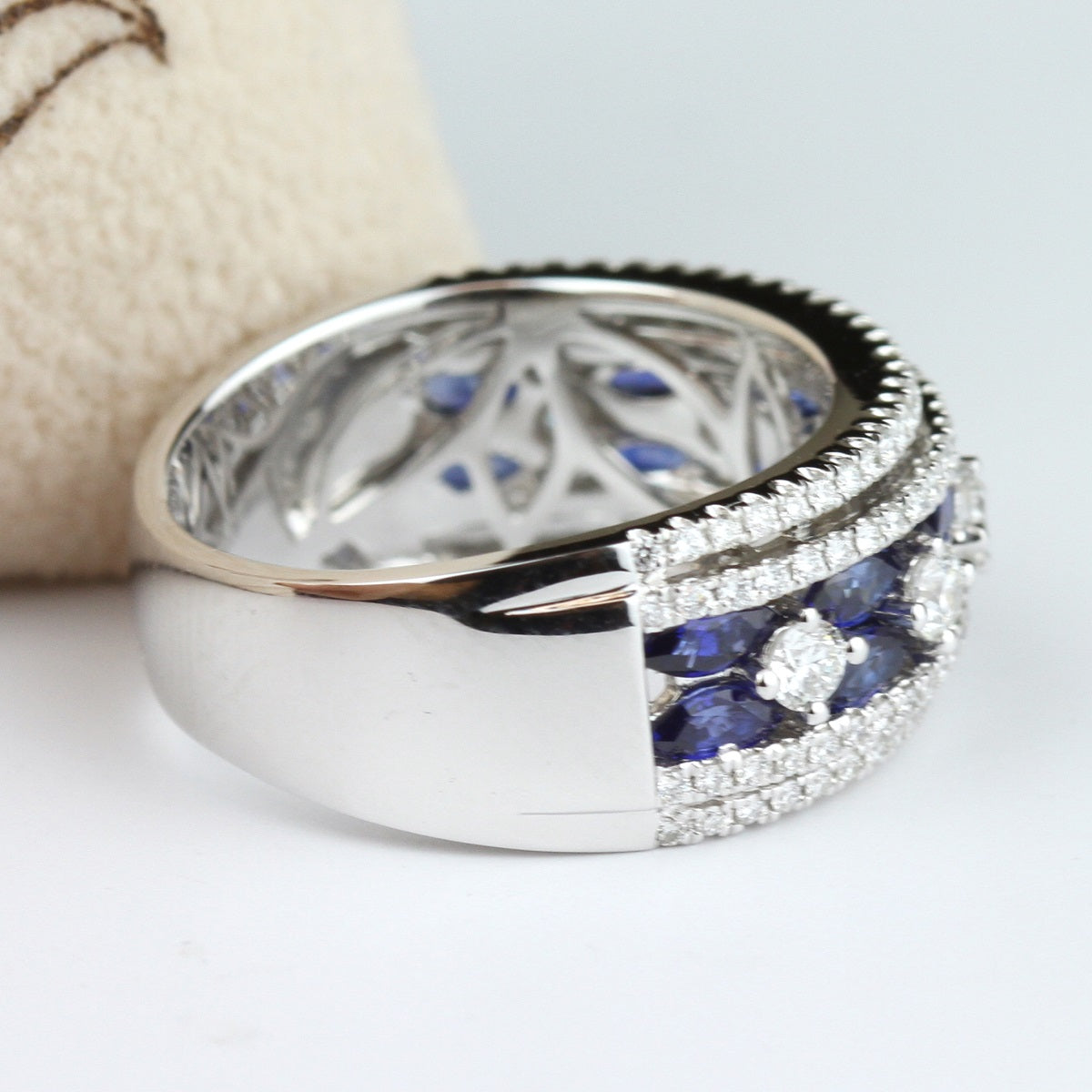 14k White Gold Diamond and Sapphire Band