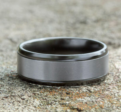 8mm DUKE Black Titanium Band with Grey Tantalum Center