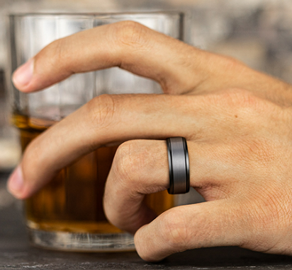 8mm DUKE Black Titanium Band with Grey Tantalum Center