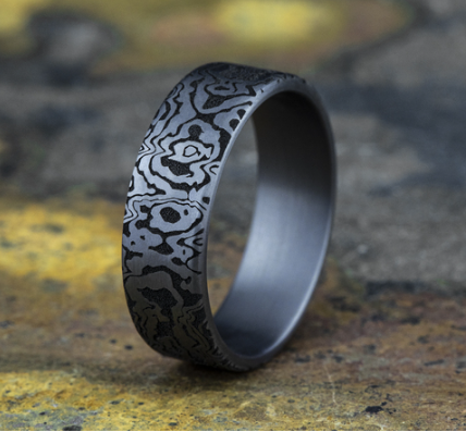 7mm SWORD Band with Wavy Tamascus Design in Tantalum