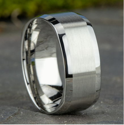 9mm SCHOLAR Four Sided Band in White Cobalt
