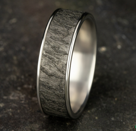 6.5mm RAINIER 14KW & Tantalum Band with Lava Rock Center