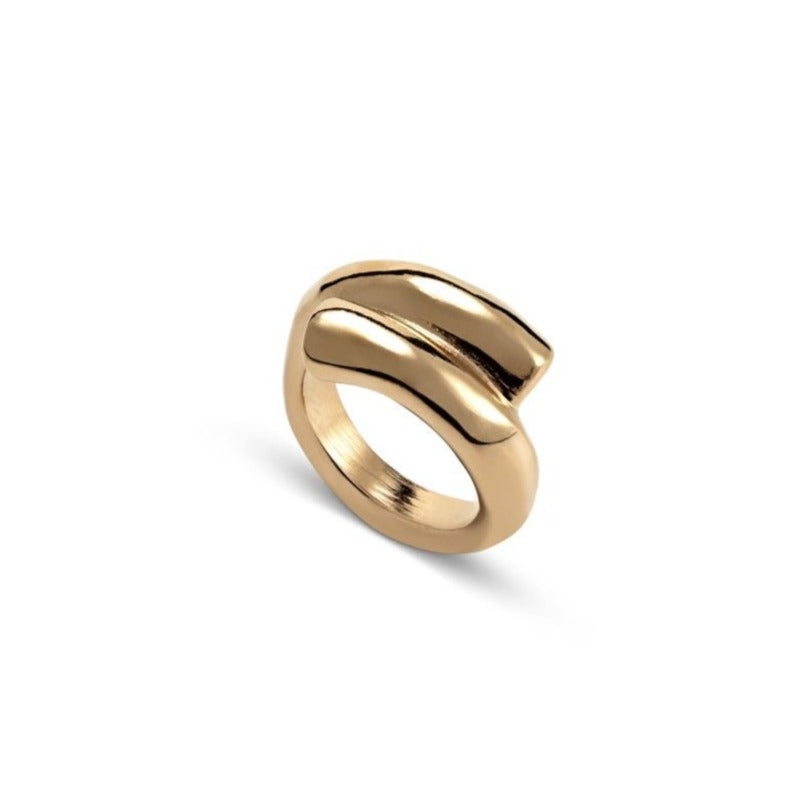 CROSSED LEGS Ring in Gold or Silver