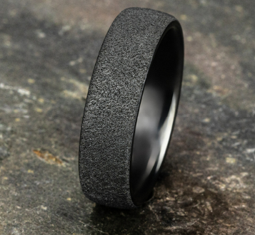 6.5mm MORTAR Band with Concrete Texture in Black Titanium