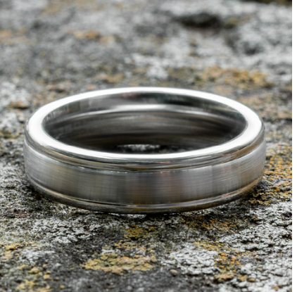 6mm WASHINGTON Tungsten Band in Contrasting Finishes