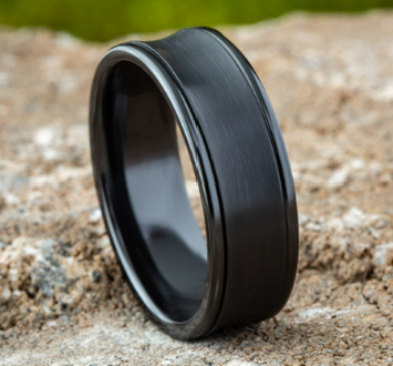 7.5mm DESOTO Band in Titanium with Concave Center