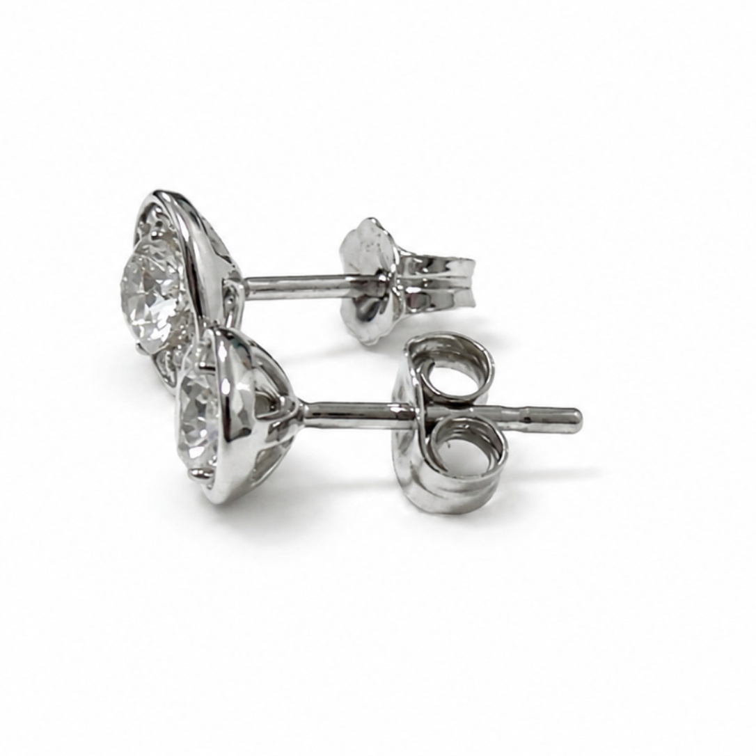 Round Cut Diamond Oval Stud Earrings