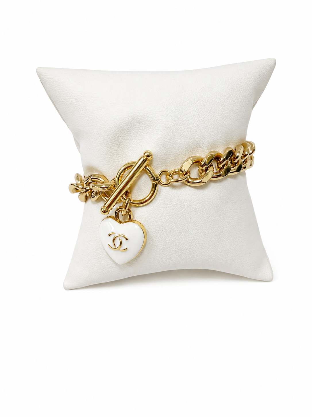 Cuban Chain Bracelet with Chanel Logo Heart Charm in Gold/White
