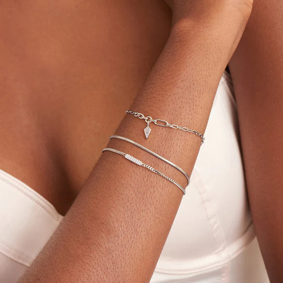 Glam Bar Bracelet in Silver