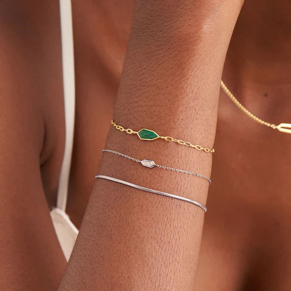 Sparkle Emblem Chain Bracelet in Silver