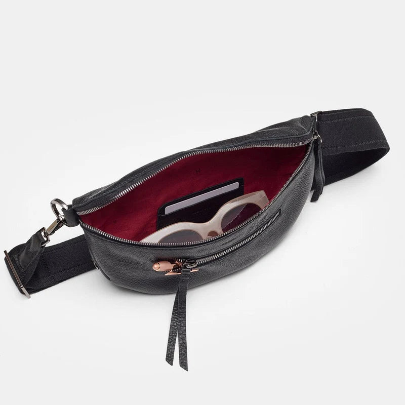 Charles Crossbody Med in Black/ Gunmetal