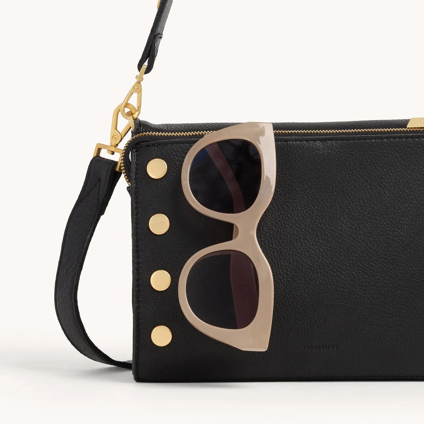 Montana Clutch Sml Handbag in Black/Brushed Gold