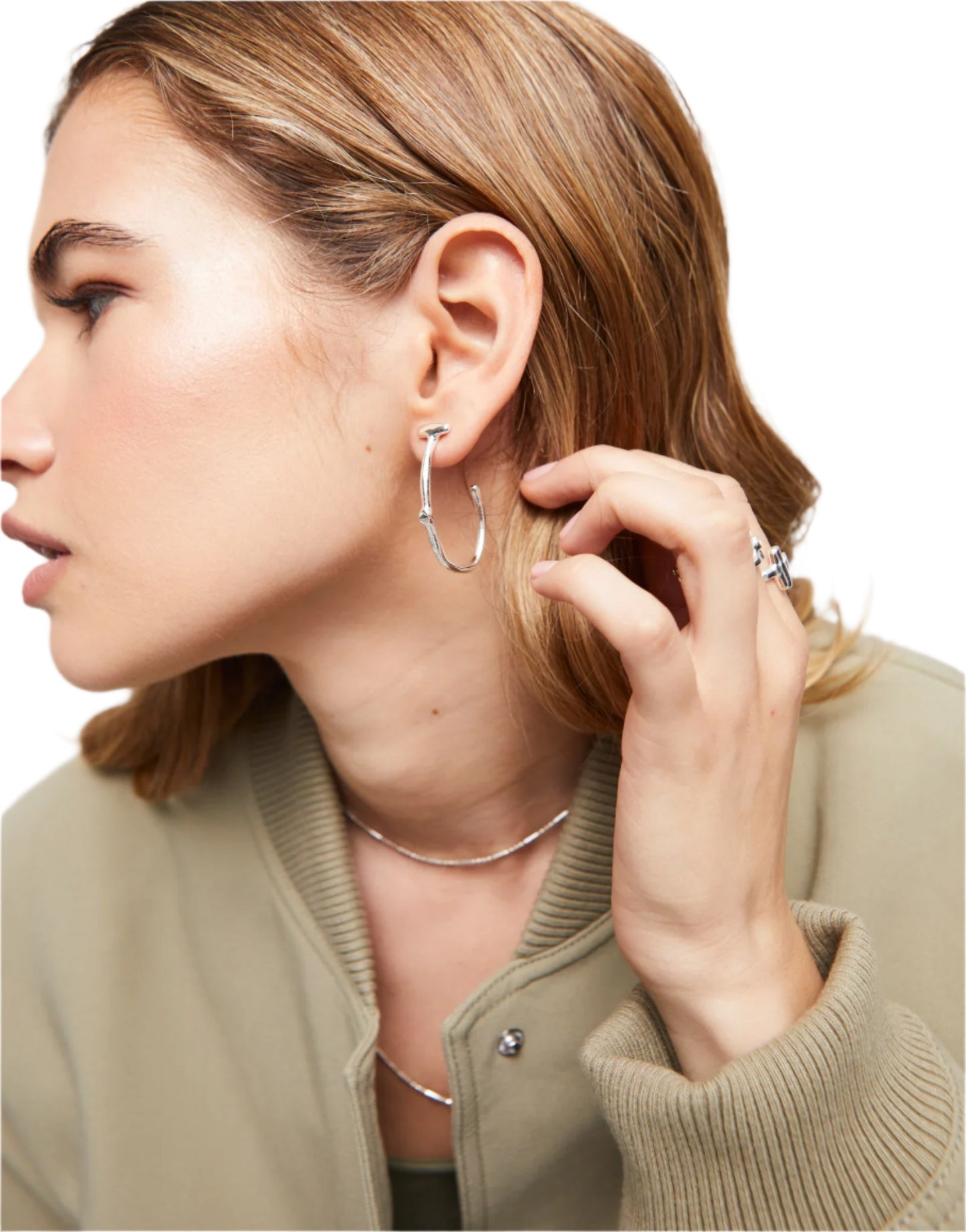 Ser Indomitable Earrings