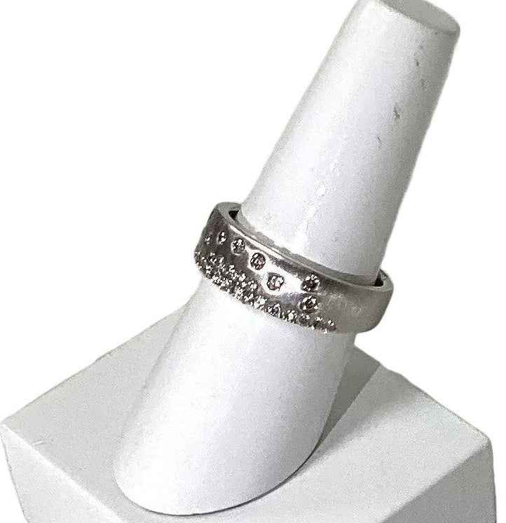 Diamond Ring in 14KW