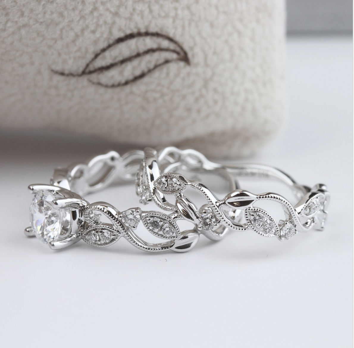 Leaf Swirl Diamond Band in 14K White Gold