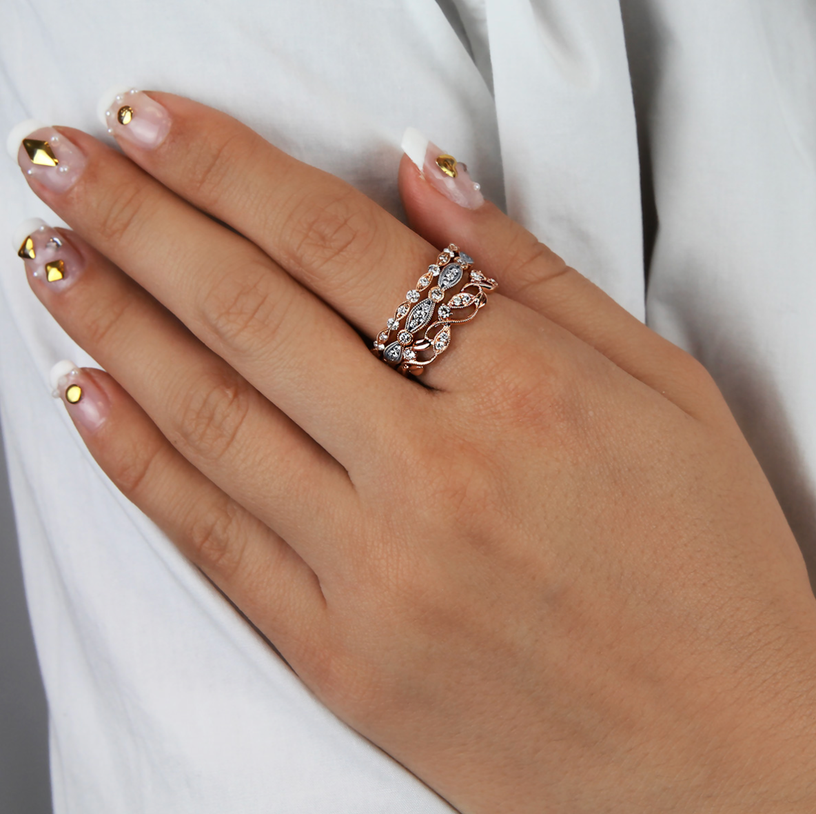 Diamond Scalloped Band in 14K Rose Gold