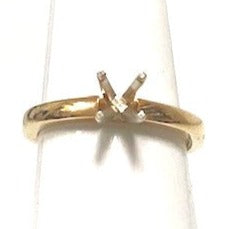 14KY Classic Solitaire Engagement Ring Mounting