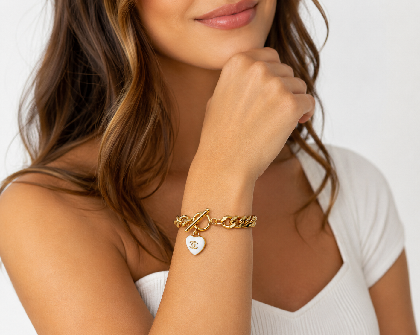 Cuban Chain Bracelet with Chanel Logo Heart Charm in Gold/White
