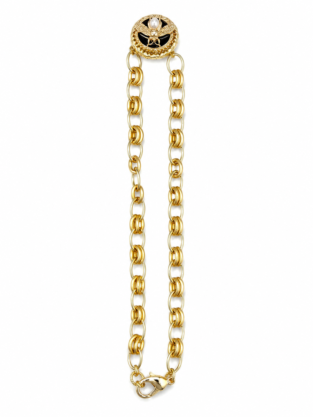 Link Necklace with Gucci Signature Bee Button in Gold