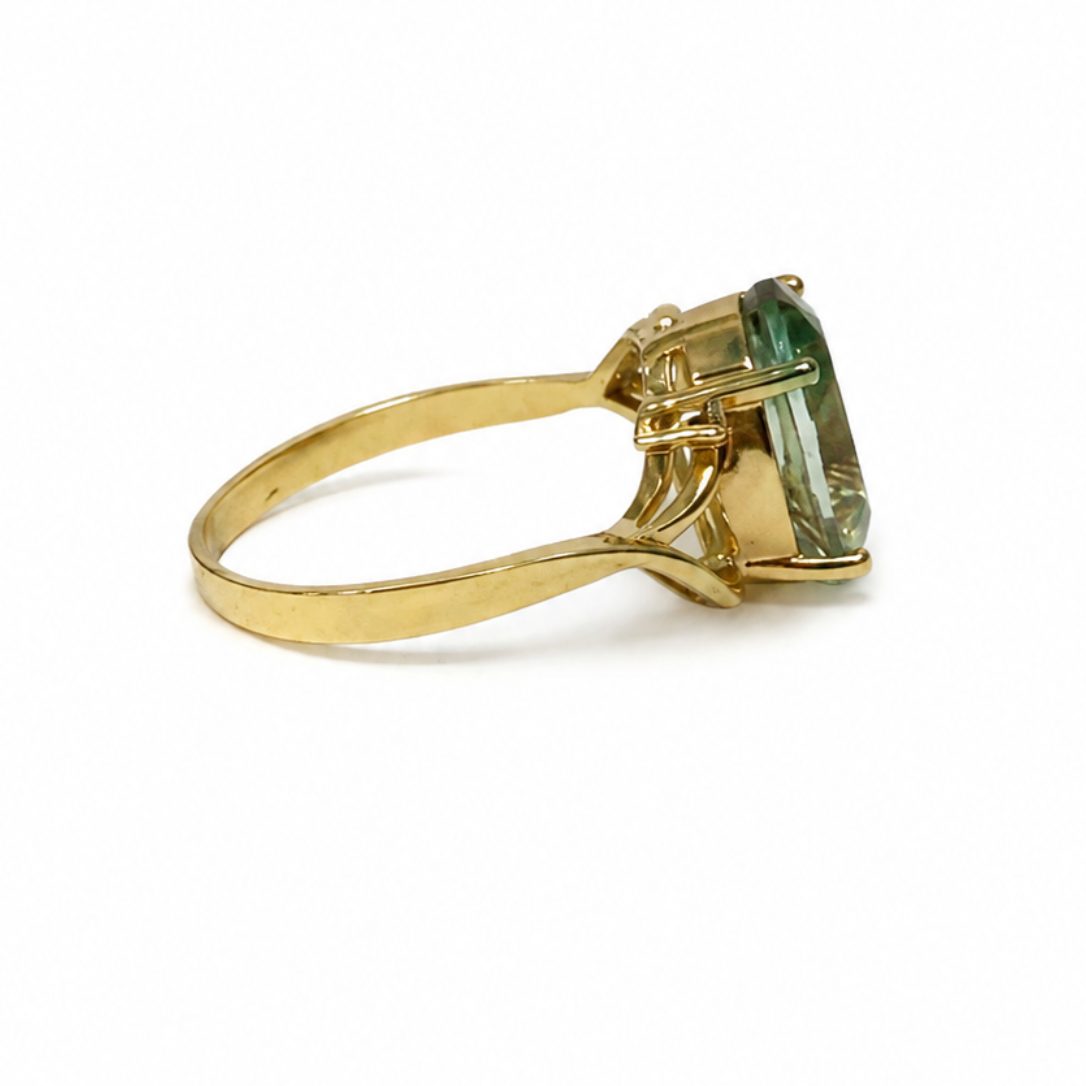Green Amethyst Ring with Split Shank in 14KY