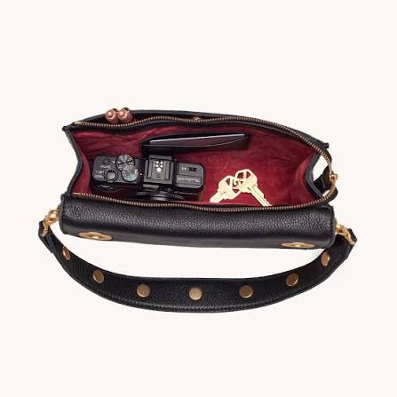 Montana Clutch Sml Handbag in Black/Brushed Gold