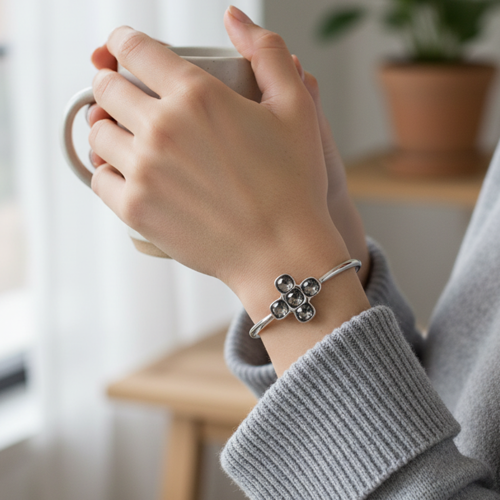 Mademoiselle Bracelet - Model 1