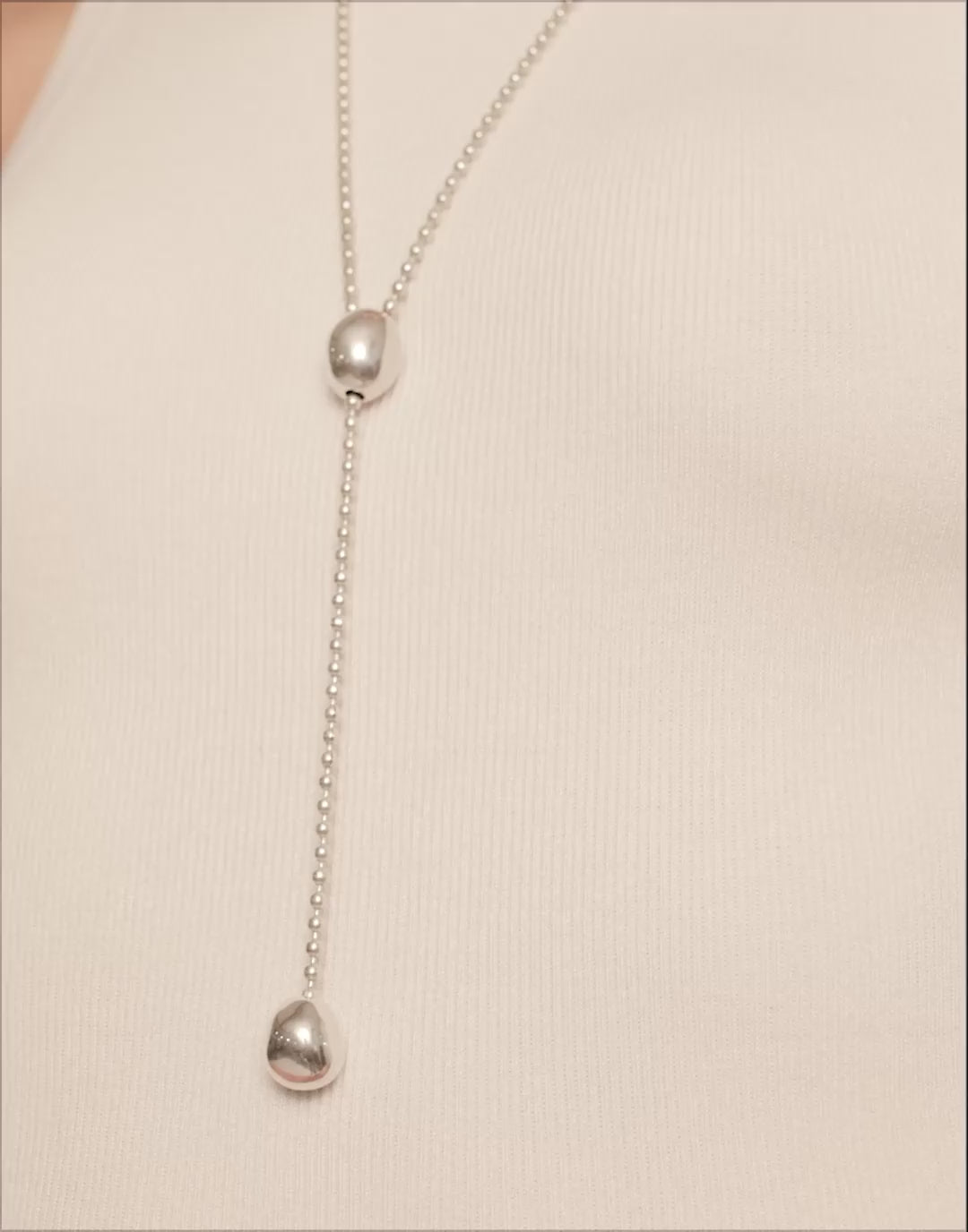 Load and play video in Gallery viewer, Lonely Planet Necklace
