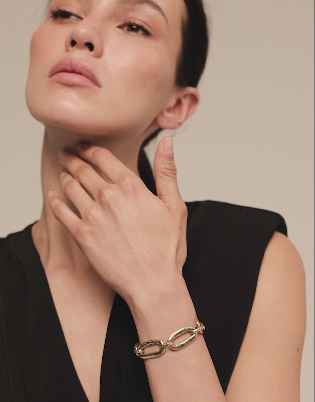 Load and play video in Gallery viewer, Awesome Bracelet
