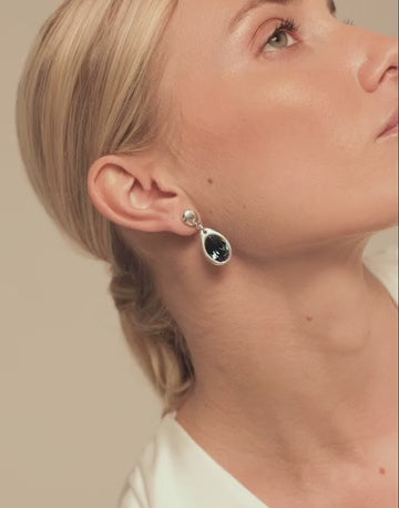 Load and play video in Gallery viewer, FLASHES Earrings in Blue/Silver
