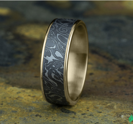 THE WILD - 7.5mm Comfort Fit Gold and Tantalum Wedding Band with Unique Tamascus Design