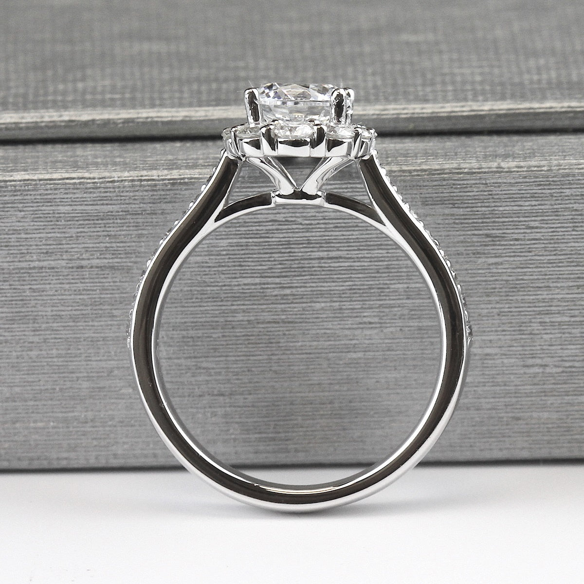 14KY Semi-Mount Solitaire Engagement Ring with Elongated Halo