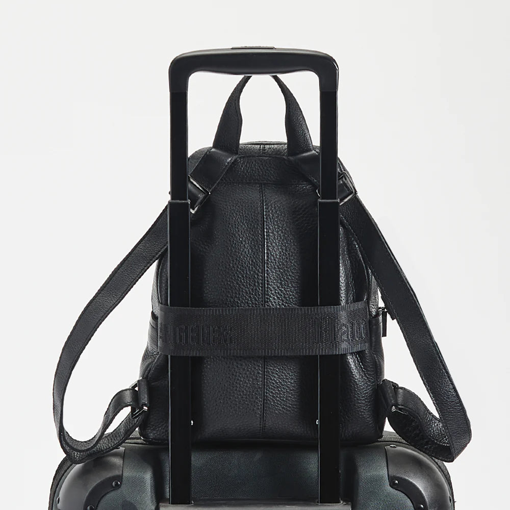 Hunter Med Backpack in Black/ Gunmetal